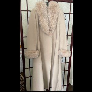 Lambswool Coat with Fox Collar & Cuffs - Marvin Richards